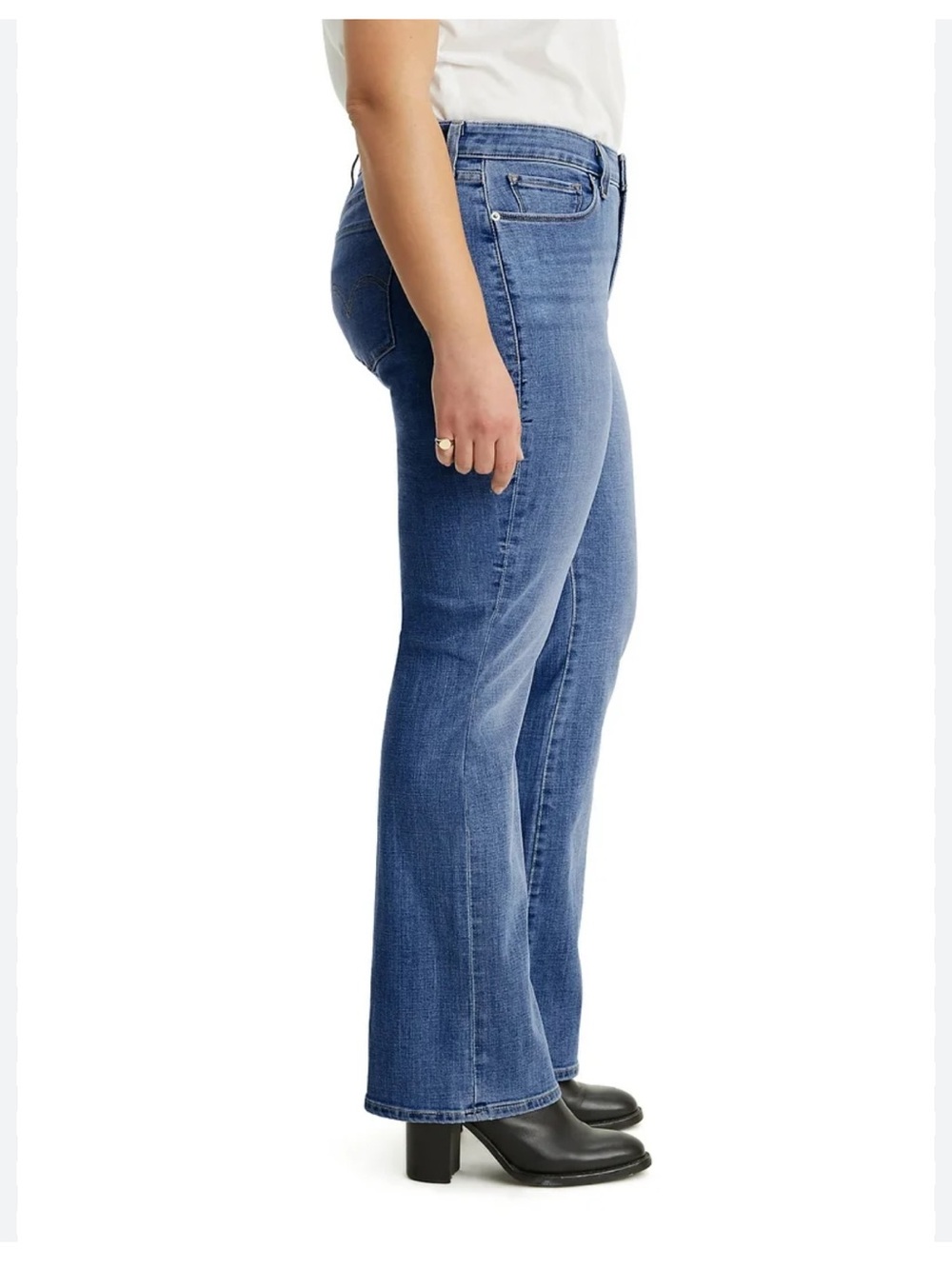 Lee Women's Curvy Fit Bootcut Jeans
